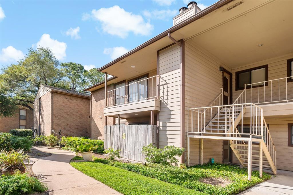 9000 Bissonnet Street # 501, Houston TX, 77074 - 2 Beds - 2 Baths - 1,034 sqft