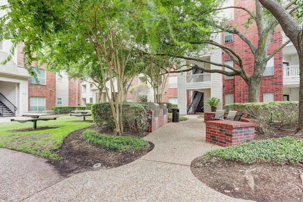 1330 Old Spanish Trail # 8205, Houston TX, 77054 - 2 Beds - 2 Baths - 1,057 sqft