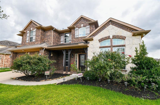 31919 Dunham Lake Drive, Hockley TX, 77447 - 4 Beds - 4 Baths - 3,076 sqft