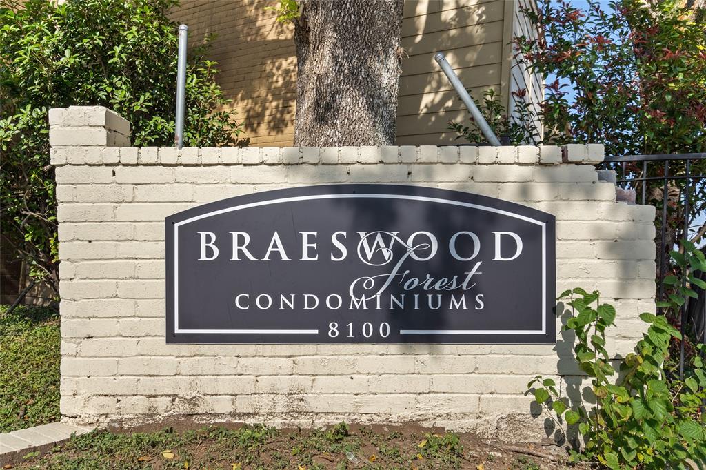 8100 Creekbend Drive # 159, Houston TX, 77071 - 2 Beds - 2 Baths - 937 sqft