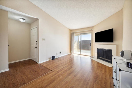 2120 El Paseo Street # 2408, Houston TX, 77054 - 1 Bed - 1 Bath - 588 sqft