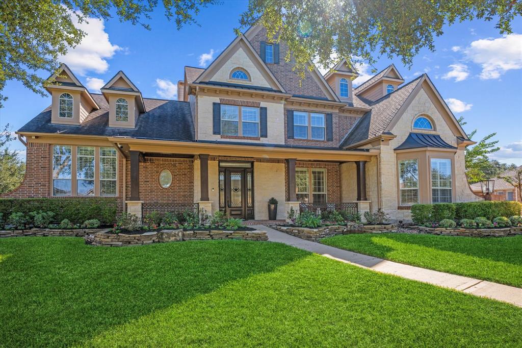 20723 E Farwood Terrace, Cypress TX, 77433 - 4 Beds - 5 Baths - 5,209 sqft