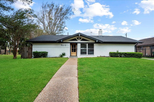 9610 Cliffwood Drive, Houston TX, 77096 - 3 Beds - 3 Baths - 2,156 sqft