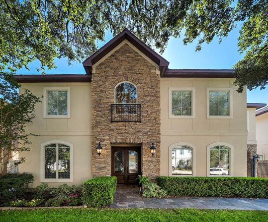 3327 Elmridge Street, Houston TX, 77025 - 4 Beds - 4 Baths - 3,948 sqft