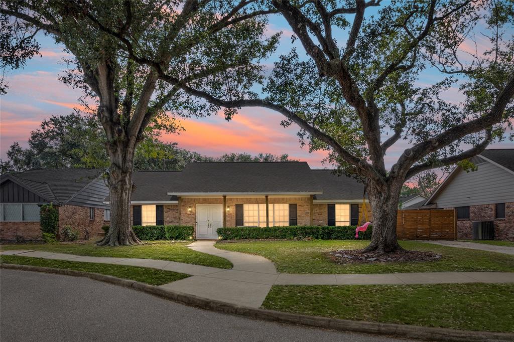 5907 Dumfries Drive, Houston TX, 77096 - 3 Beds - 2 Baths - 2,107 sqft