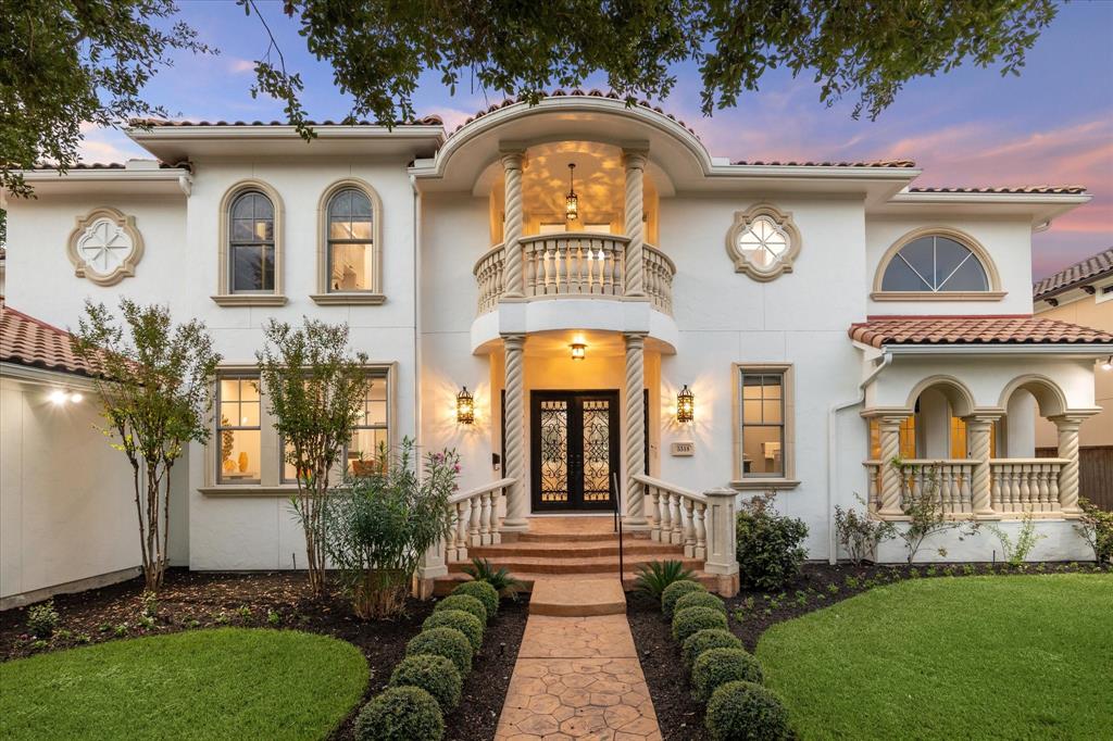 5318 Holly Street, Bellaire TX, 77401 - 5 Beds - 9 Baths - 8,538 sqft