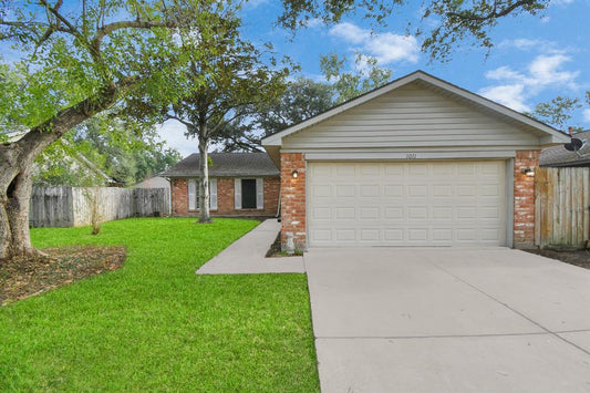 1011 Western Hills Drive, Katy TX, 77450 - 3 Beds - 2 Baths - 1,621 sqft