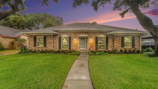 6038 Valkeith Drive, Houston TX, 77096 - 3 Beds - 3 Baths - 2,304 sqft