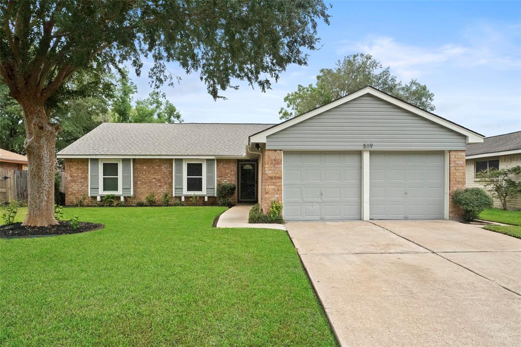 519 Stephanie Drive, Missouri City TX, 77489 - 3 Beds - 2 Baths - 1,630 sqft