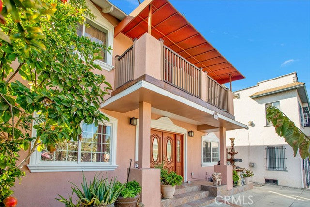 1677  S Ardmore Ave, Los Angeles, CA 90006, - Beds: 4 - Baths: 2