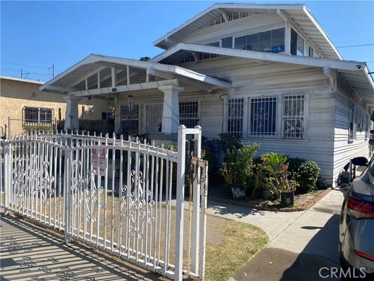 1670  E 85th St, Los Angeles, CA 90001, - Beds: 3 - Baths: 1