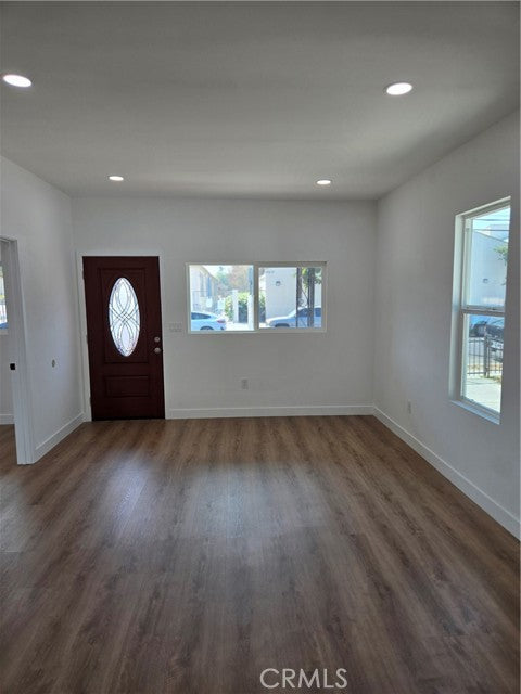 1237  E 51st St, Los Angeles, CA 90011, - Beds: 3 - Baths: 1