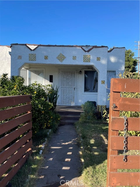 759  E 89th St, Los Angeles, CA 90002 - Beds: 3 - Baths: 1