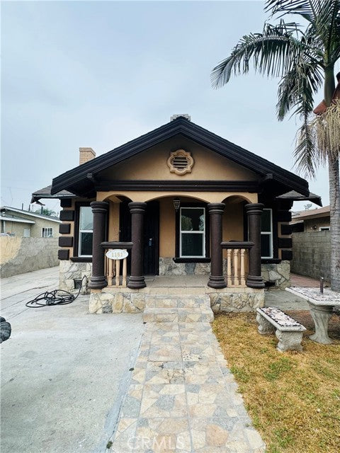 1151  E 77th Pl, Los Angeles, CA 90001, - Beds: 5 - Baths: 3