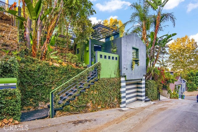 6907  Treasure Trl, Los Angeles, CA 90068 - Beds: 4 - Baths: 5