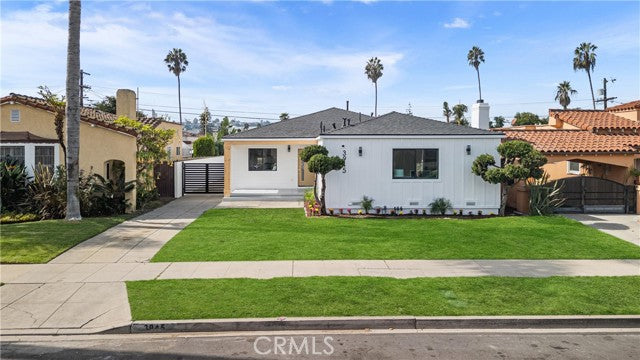 3945  S Norton Ave, Los Angeles, CA 90008 - Beds: 4 - Baths: 4