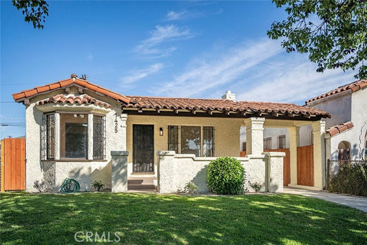 1425  W 88th St, Los Angeles, CA 90047, - Beds: 3 - Baths: 1