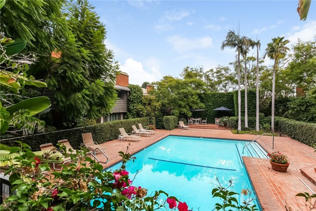 11767  W Sunset Blvd, Los Angeles, CA 90049 - Beds: 1 - Baths: 2