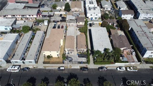 937  W 68th St, Los Angeles, CA 90044, - Beds: 3 - Baths: 3