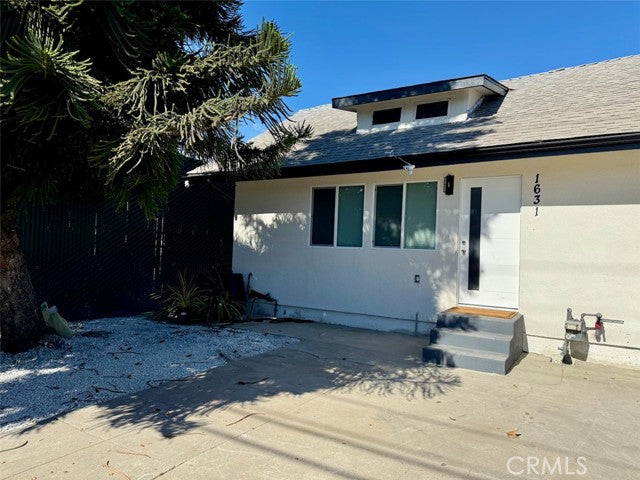 1631  W 54th St, Los Angeles, CA 90062 - Beds: 6 - Baths: 6