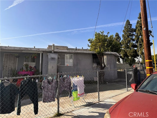 4910  Gratian St, Los Angeles, CA 90022 - Beds: 2 - Baths: 2