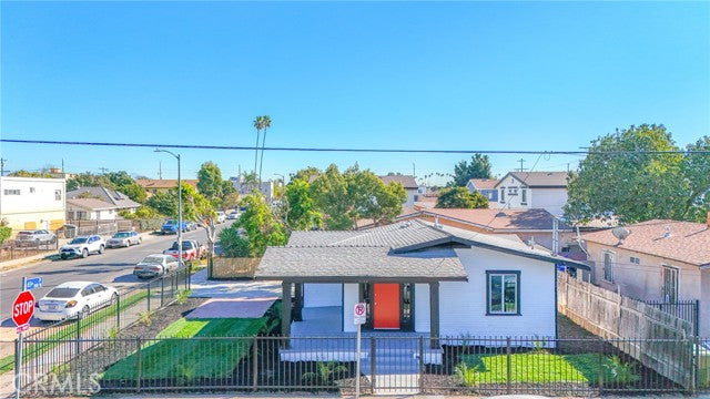 6502  Menlo Ave, Los Angeles, CA 90044 - Beds: 2 - Baths: 2