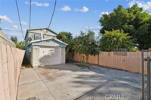 11114  Evers Ave, Los Angeles, CA 90059 - Beds: 3 - Baths: 3