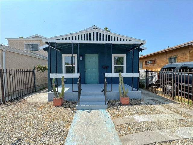 9537  Beach St, Los Angeles, CA 90002 - Beds: 3 - Baths: 2