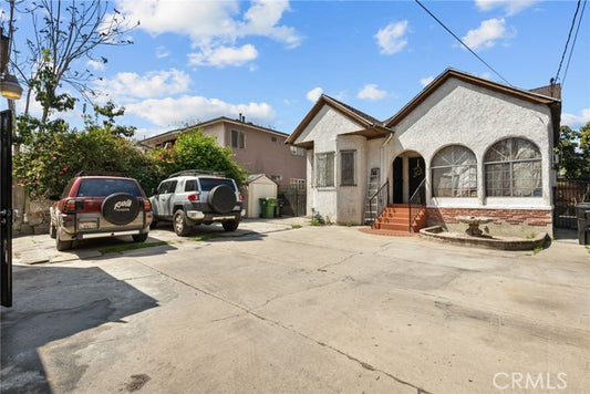 673  N Boyle Ave, Los Angeles, CA 90033 - Beds: 6 - Baths: 2