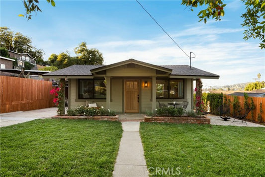 3181  Carlyle St, Los Angeles, CA 90065 - Beds: 2 - Baths: 2