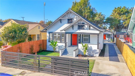 3917  S Harvard Blvd, Los Angeles, CA 90062 - Beds: 5 - Baths: 4